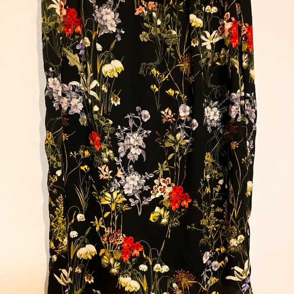 🌈 Floral Black wrap sarong type skirt M - Picture 5 of 5